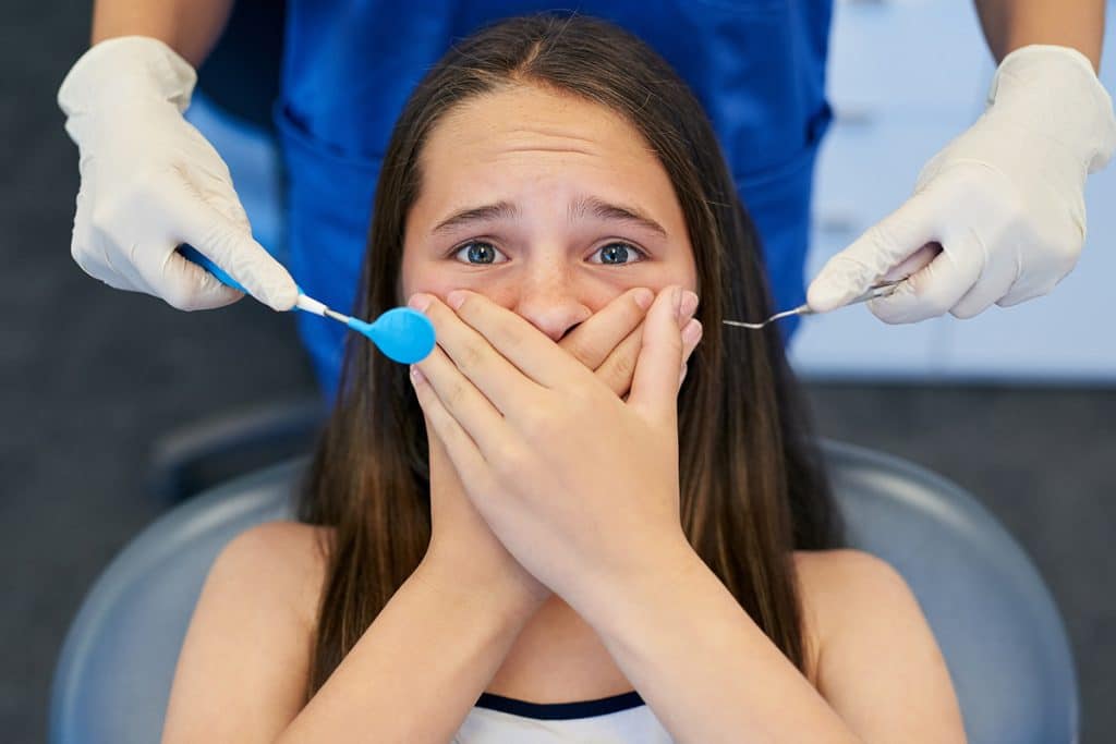 6 Ways to Deal with Dental Anxiety