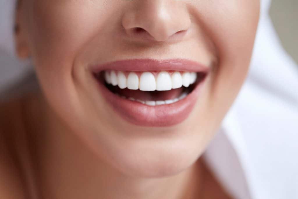 How Porcelain Veneers Can Improve Your Smile